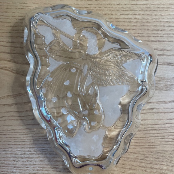 Mikasa Angel Music Sweets  Candy Dish Christmas Angel with Trumpet Organic Shape - Picture 3 of 6